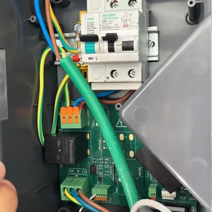 instalñacion cargador de coche electrico